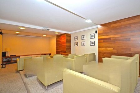 Apartamento à venda com 3 quartos, 132m² em Vila Romana, São Paulo