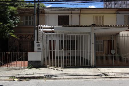Casa à venda com 110m², 2 quartos e 1 vagaFachada
