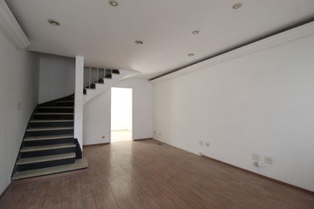 Sala de casa à venda com 2 quartos, 110m² em Vila Olímpia, São Paulo