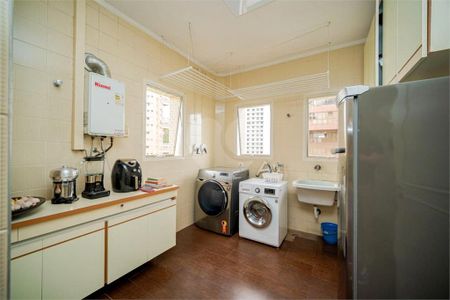 Apartamento à venda com 4 quartos, 332m² em Vila Suzana, São Paulo