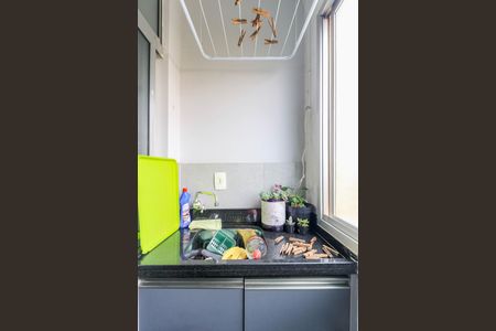 Apartamento à venda com 60m², 3 quartos e 1 vagaÁrea de Serviço