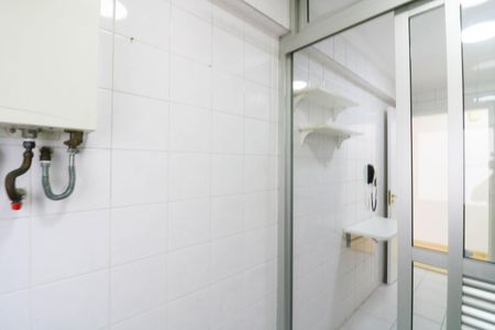 Apartamento à venda com 58m², 2 quartos e 1 vagaÁrea de Serviço