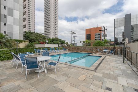 Apartamento para alugar com 50m², 1 quarto e 1 vagaPiscina