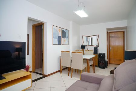 Apartamento para alugar com 50m², 2 quartos e 1 vaga Apartamento para alugar com 50m², 2 quartos e 1 vagaSala