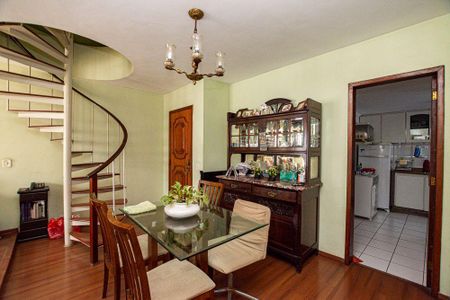 Apartamento à venda com 3 quartos, 170m² em Icaraí, Niterói