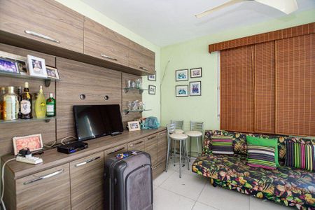 Apartamento à venda com 3 quartos, 170m² em Icaraí, Niterói