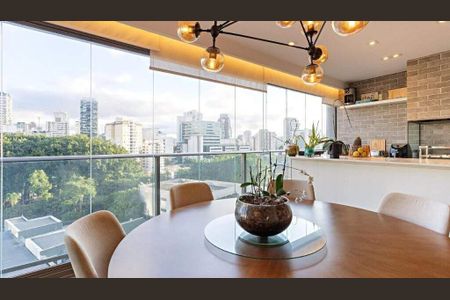 Apartamento à venda com 2 quartos, 100m² em Itaim Bibi, São Paulo