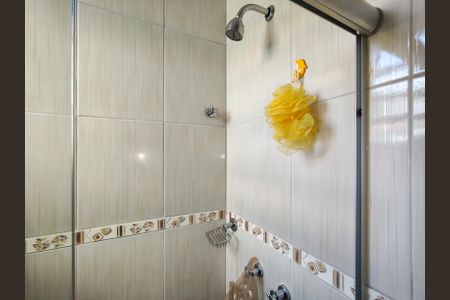 Casa à venda com 438m², 6 quartos e 6 vagasBanheiro da Suíte 1