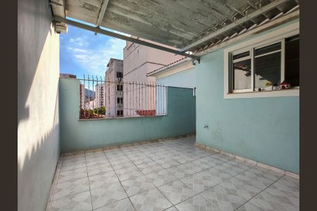 Casa à venda com 438m², 6 quartos e 6 vagasVaranda