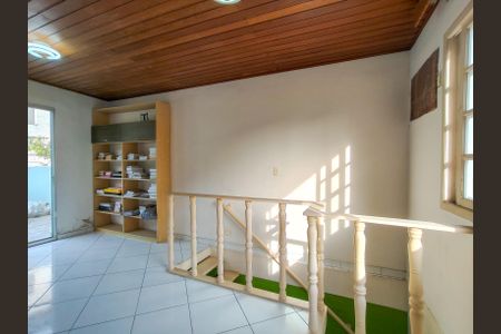 Casa à venda com 438m², 6 quartos e 6 vagasSala