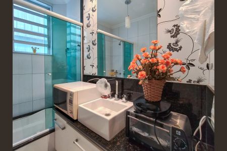 Casa à venda com 438m², 6 quartos e 6 vagasBanheiro Corredor