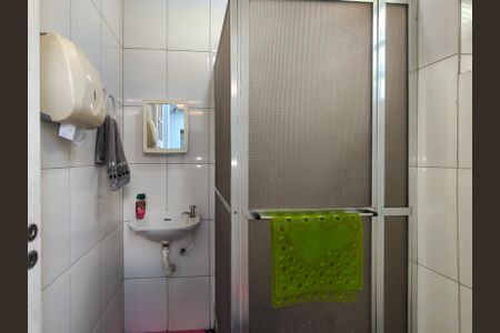 Casa à venda com 438m², 6 quartos e 6 vagasBanheiro de serviço