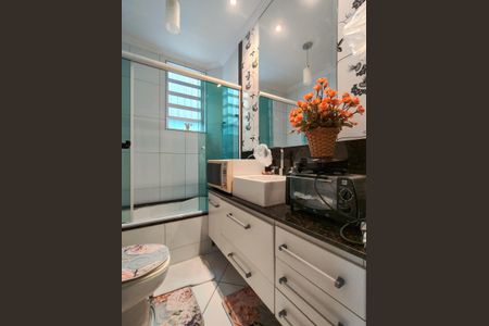 Casa à venda com 438m², 6 quartos e 6 vagasBanheiro Corredor