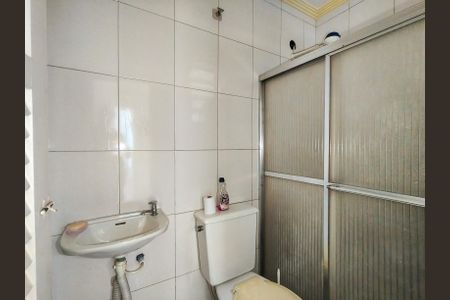 Casa à venda com 438m², 6 quartos e 6 vagasBanheiro de serviço