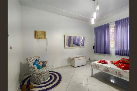 Casa à venda com 438m², 6 quartos e 6 vagasQuarto 1