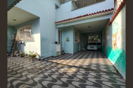 Casa à venda com 438m², 6 quartos e 6 vagasQuintal