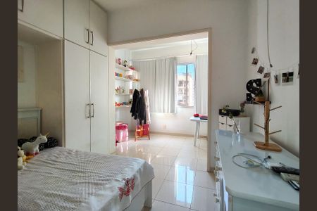 Casa à venda com 438m², 6 quartos e 6 vagasQuarto 3