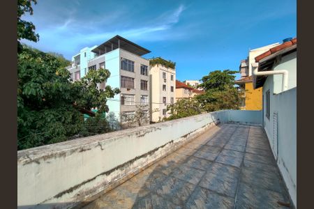 Casa à venda com 438m², 6 quartos e 6 vagasVaranda da Sala