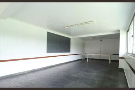 Apartamento para alugar com 48m², 2 quartos e 1 vagaÁrea comum - Salão de festas