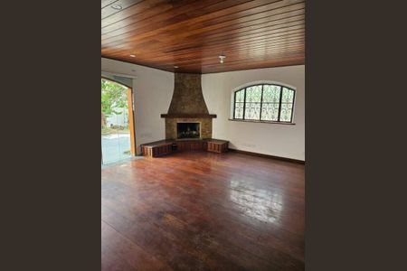 Casa à venda com 4 quartos, 230m² em Brooklin, São Paulo