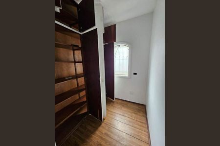 Casa à venda com 4 quartos, 230m² em Brooklin, São Paulo