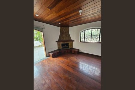 Casa à venda com 4 quartos, 230m² em Brooklin, São Paulo