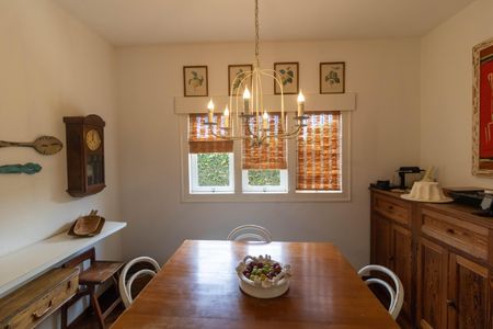 Casa de condomínio à venda com 347m², 4 quartos e 4 vagasCopa