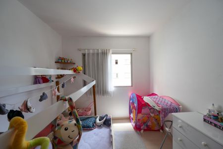 Apartamento à venda com 131m², 4 quartos e 2 vagasQuarto 1