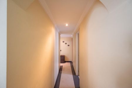 Apartamento à venda com 131m², 4 quartos e 2 vagasCorredor