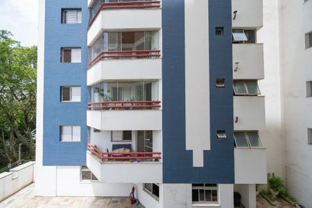 Apartamento à venda com 131m², 4 quartos e 2 vagasVista Quarto 3
