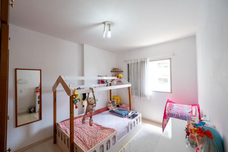 Apartamento à venda com 131m², 4 quartos e 2 vagasQuarto 1