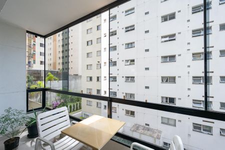 Varanda de apartamento à venda com 4 quartos, 131m² em Vila Monte Alegre, São Paulo