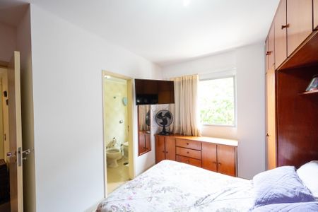 Apartamento à venda com 131m², 4 quartos e 2 vagasSuíte