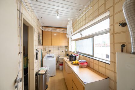 Apartamento à venda com 131m², 4 quartos e 2 vagasÁrea de Serviço