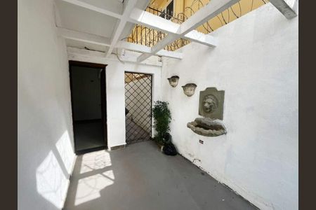 Casa à venda com 4 quartos, 150m² em Campo Belo, São Paulo