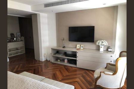 Apartamento à venda com 495m², 3 quartos e 5 vagas