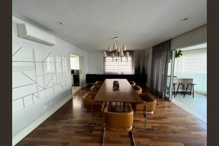 Apartamento à venda com 277m², 3 quartos e 4 vagas