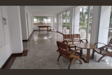 Apartamento à venda com 1 quarto, 45m² em Indianópolis, São Paulo