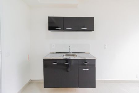 Apartamento para alugar com 24m², 1 quarto e sem vaga Apartamento para alugar com 24m², 1 quarto e sem vagaCozinha e Área de Serviço