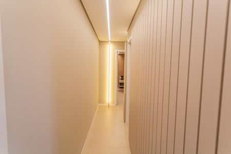 Apartamento à venda com 68m², 2 quartos e 2 vagasCorredor