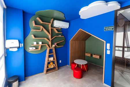 Apartamento à venda com 68m², 2 quartos e 2 vagasÁrea comum - Brinquedoteca