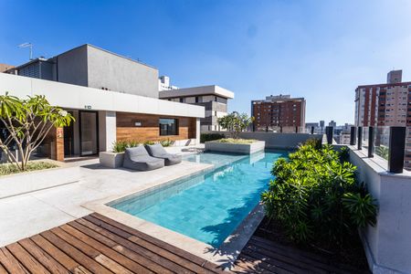 Apartamento à venda com 68m², 2 quartos e 2 vagasÁrea comum - Piscina