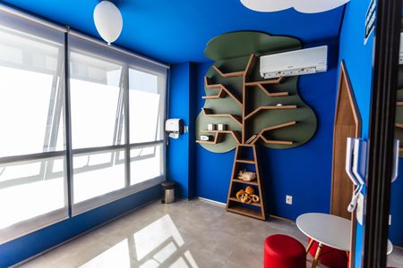 Apartamento à venda com 68m², 2 quartos e 2 vagasÁrea comum - Brinquedoteca