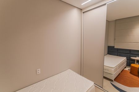 Apartamento à venda com 68m², 2 quartos e 2 vagasQuarto 2