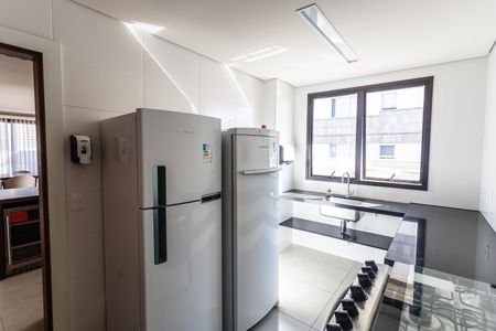 Apartamento à venda com 68m², 2 quartos e 2 vagasÁrea comum - Cozinha do Salão de festas