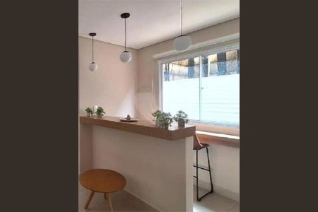 Apartamento à venda com 2 quartos, 33m² em Parque Industrial Tomas Edson, São Paulo