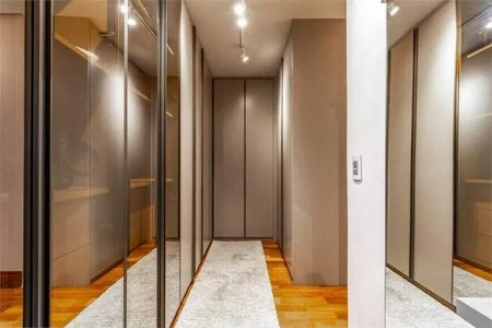 Apartamento à venda com 345m², 3 quartos e 4 vagas