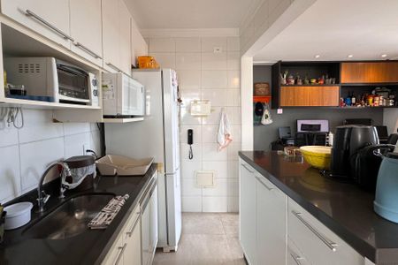 Apartamento à venda com 60m², 2 quartos e 1 vagaCozinha