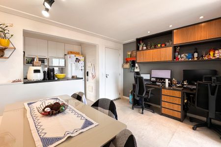 Apartamento à venda com 60m², 2 quartos e 1 vagaSala