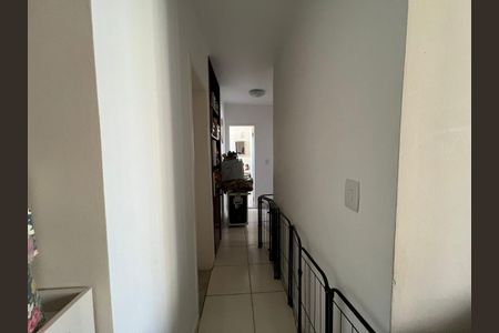 Apartamento à venda com 60m², 2 quartos e 1 vagaFoto 01